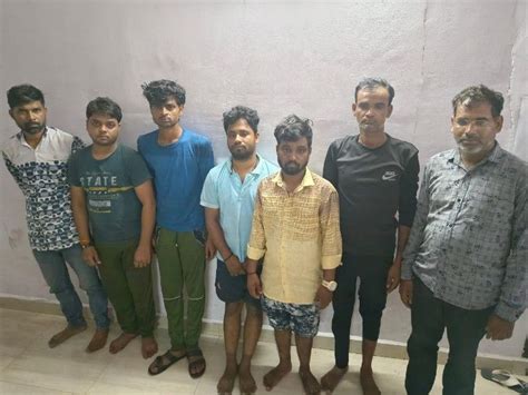 8 teams of 76 police personnel formed in Surat, arrested 8 with weapons ...