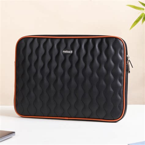Black Laptop Sleeve Online - Premium Laptop Bag | Nestasia