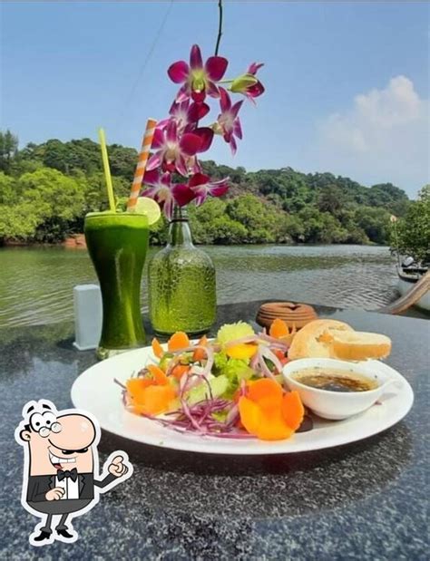 The Farfalla deck, Agonda - Restaurant menu, prices and reviews