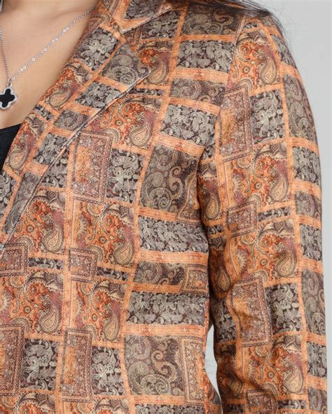 Pasmina Luxe: A Jacket For The World Stage – Fabcurate