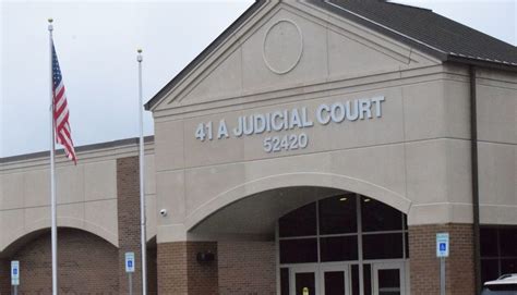 Sons of judges square off one of their fathers' seats at 41A District ...