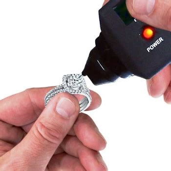 Gem Testing Laboratory in Delhi | Gems Testing Lab - IAG