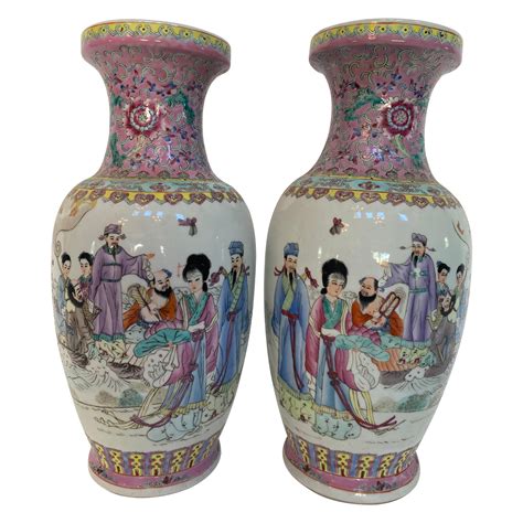 Pair of Chinese Porcelain Vases with Painted Figures and Chinese Poems ...