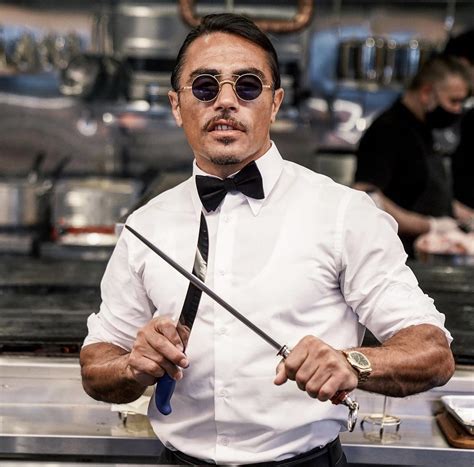 How does salt Bae keep people from getting bored of his signature ...