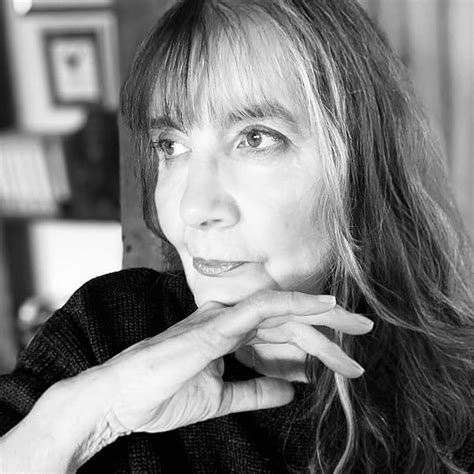 Invisible Threads : Dalton, Annie, Dalton, Maria: Amazon.in: Books