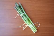 asparagi come si cucinano cottura asparagi conservazione e pulizia tanti utili consigli asparagi come si cucinano cottura asparagi conservazione e pulizia tanti utili consigli