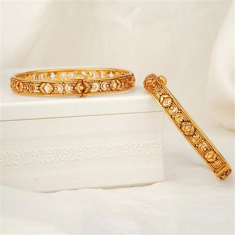 Manashi Pair Bangles – The Amethyst Store