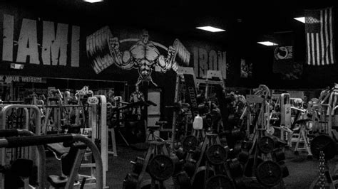 Old School Gym 的图像结果