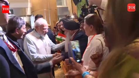 vande mataram: Indian diaspora welcomes PM Modi with chants of 'Vande ...