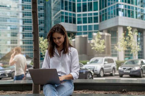 Passive Job Searching Tips: How to Position Yourself for Your Next Opportunity | Recruitment ...