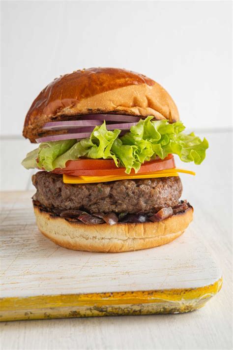 Medium-Rare Burger - The Ideal Internal Temperature Guide