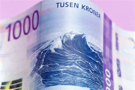 Discover 12 Bank Notes and Fictional Currency Ideas | currency design ...