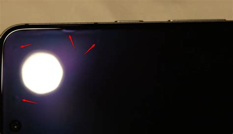 Pixel 8 Users are Seeing 'Bumps' and 'Ripples' Forming Under The Display