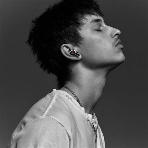 Nothing Ear (2) with Dual chamber sound, Hi-res audio, Smart ANC | Unboxify