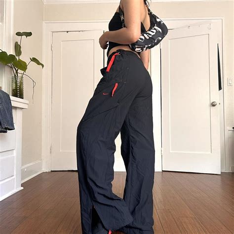 Women's Black and Red Trousers | Depop