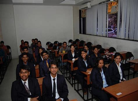 Sasmiraâ€™s Institute of Management Studies and Research: Courses, Fee ...