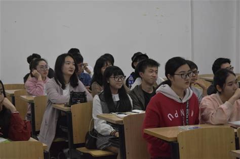 我校举办宜春市2017年高校毕业生供需洽谈会-宜春职业技术学院