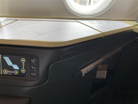 Etihad Airways Business Class 的图像结果