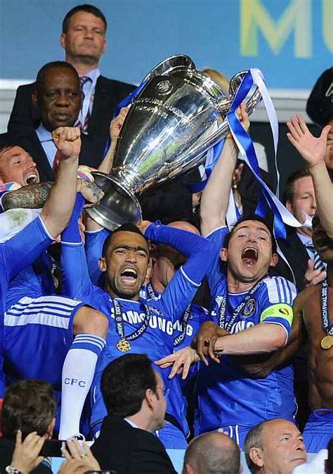 Images: Chelsea storm final frontier to win Champions League - Rediff ...