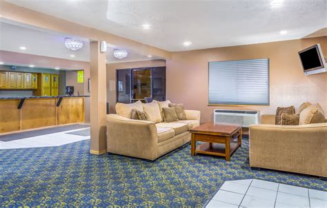 Super 8 by Wyndham - Mesa/Gilbert | Mesa, AZ Hotels