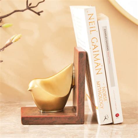 Buy Paloma Robin Polyresin Bird Bookend from Home Centre at just INR 699.0