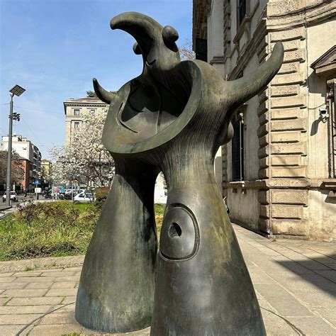 STATUA "MERE UBU" DI JOAN MIRO - All You Need to Know BEFORE You Go ...
