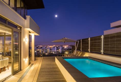 Lawhill Luxury Apartments (Cape Town, ), Cape Town hotel discounts ...