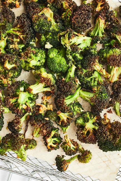 Garlic Butter Broccoli - Girl Gone Gourmet