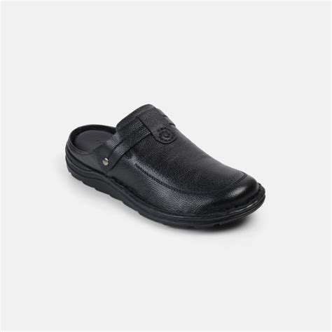 Buy Mochi Men Black Casual Slip Ons Online | SKU: 18-1082-11-40 – Mochi ...