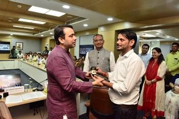 Shri Jayant Chaudhary attends Kaushal Samwaad on World Youth Skills Day ...