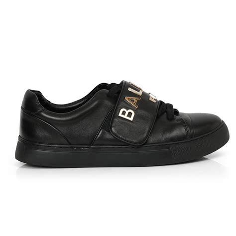 Extra Light Low-Top Sneakers Size: 41 – Confidential Couture