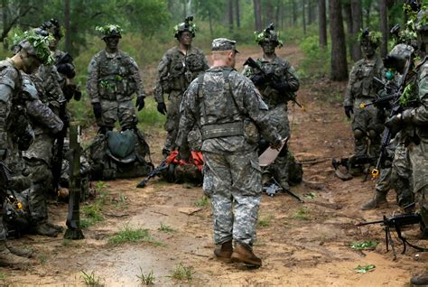 Women Fight Their Way Through Army's Grueling Ranger School | WUNC