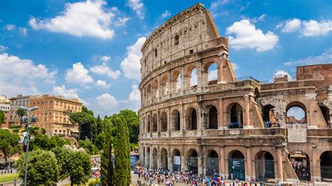 Italy Hotels: Compare Hotels in Italy from ₹ 4,570/night on KAYAK