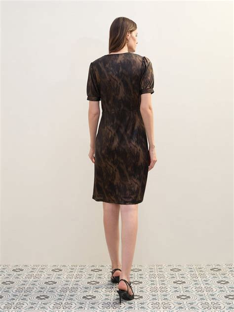 Shop The Latest in Fashion Online | Iconic India
