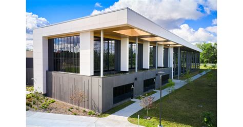 Adolfson & Peterson Construction Wins 2023 MREJ Award