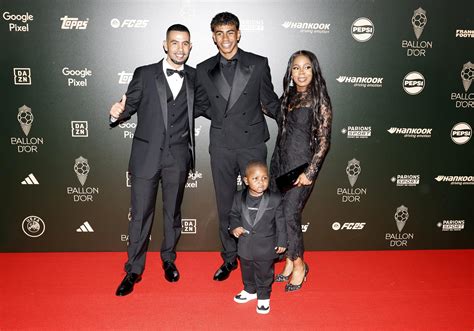 Lamine Yamal homenatja els seus orígens a la Pilota d'Or: "Visca el ...