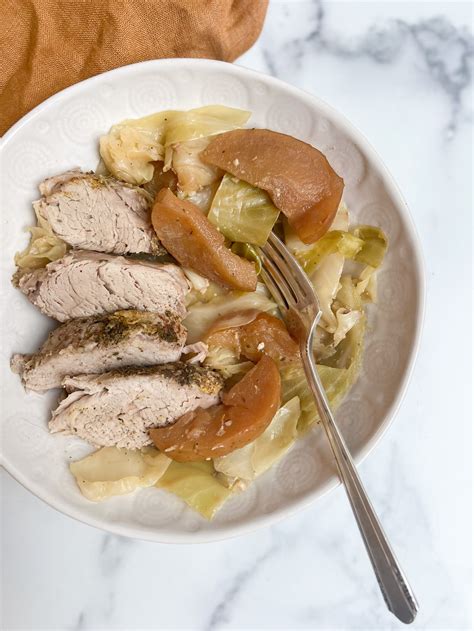 Slow Cooker Autumn Pork & Cabbage – thepeachiespoon