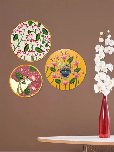 Shreenath Ji Collection – Posh Pitara