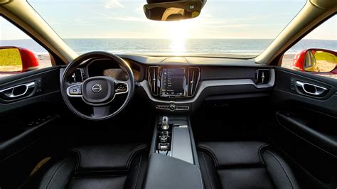 2025 Volvo XC60 Luxury SUV | Volvo Cars Ontario