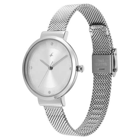 Buy Online Fastrack Stunners X Quartz Analog Silver Dial Stainless ...