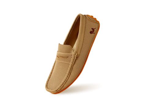Buy Loafers for Men Online | 35% Off - Neemans