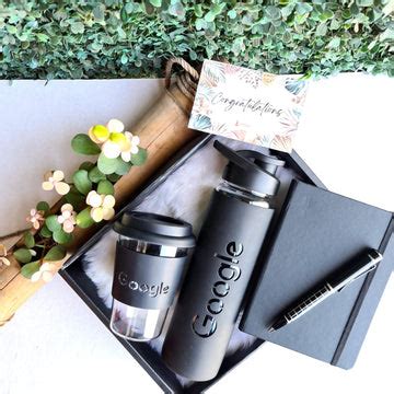 Welcome & Onboarding Kits For Employees with Personalised Branding ...