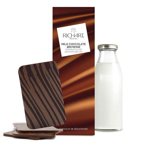 MILK CHOCOLATE BROWNIE Milk chocolate bar 52 % cocoa 19 % milk - 4 ...