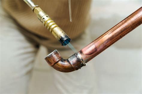 Sweating Copper Pipe 的图像结果