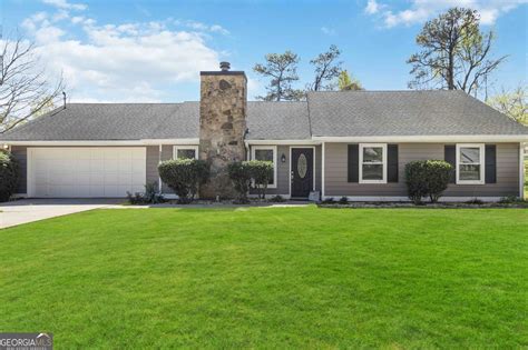 590 Canterbury Ln, Lawrenceville, GA 30046 - See Est. Value, Schools & More