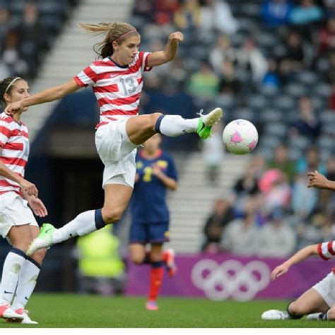 Alex Morgan Soccer Model 的图像结果