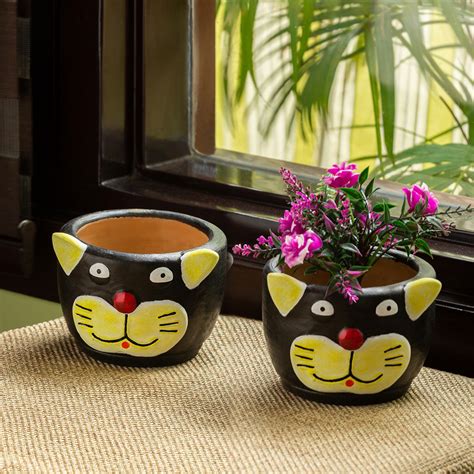 Meek Meow' Handmade & Hand Painted Planter Pot In Terracotta (Set of 2 ...