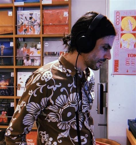 Pin by Pinku Tako on The Beautiful People | Weezer, Weeze, Rivers cuomo