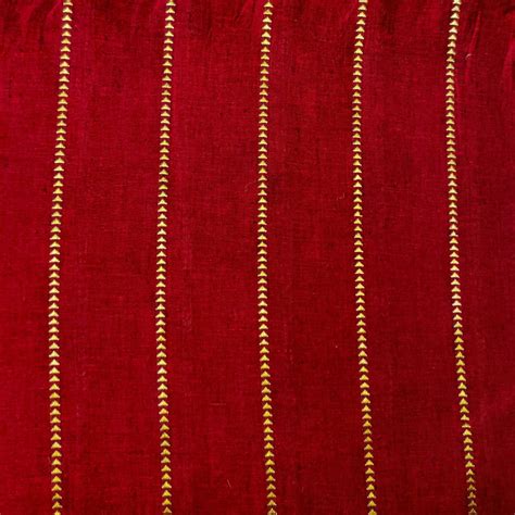 Pure Cotton Handloom Maroon With Zari Arrow Head Spaced Out Weaves Str ...