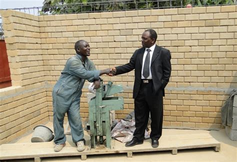 Interlocking Building Blocks 的图像结果